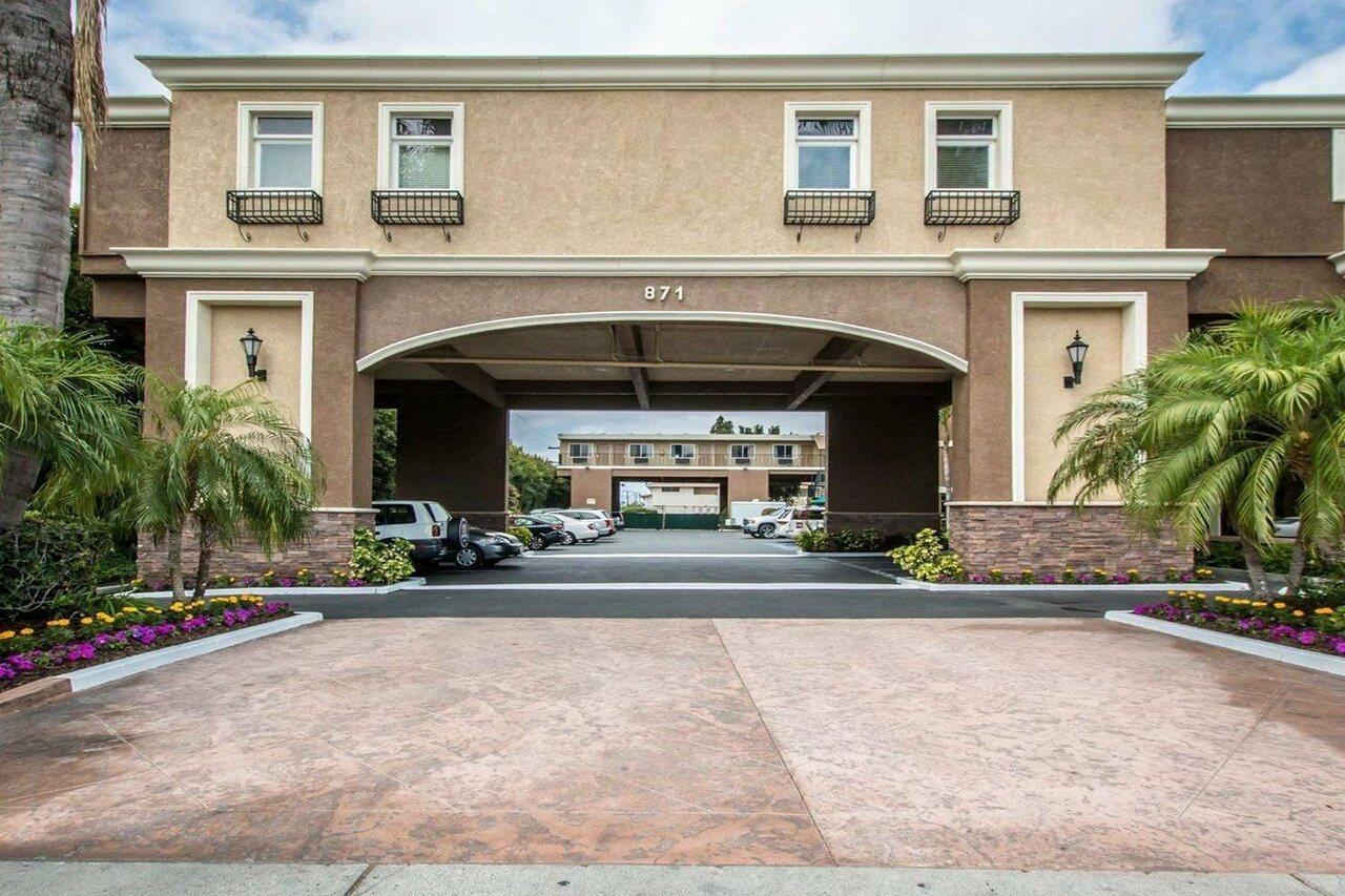 Quality & Maingate Hotel 2*
