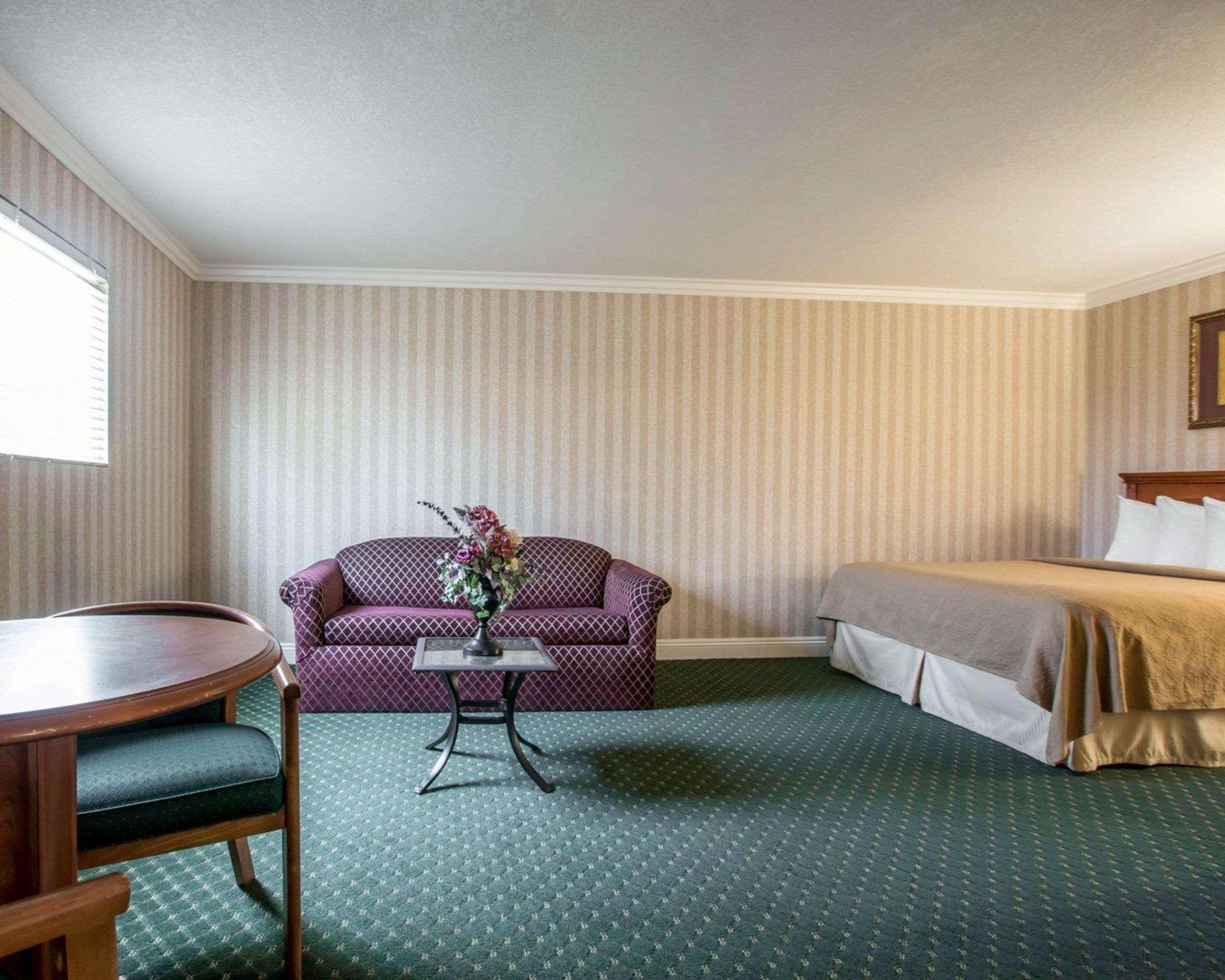Hotel Quality & Maingate Anaheim