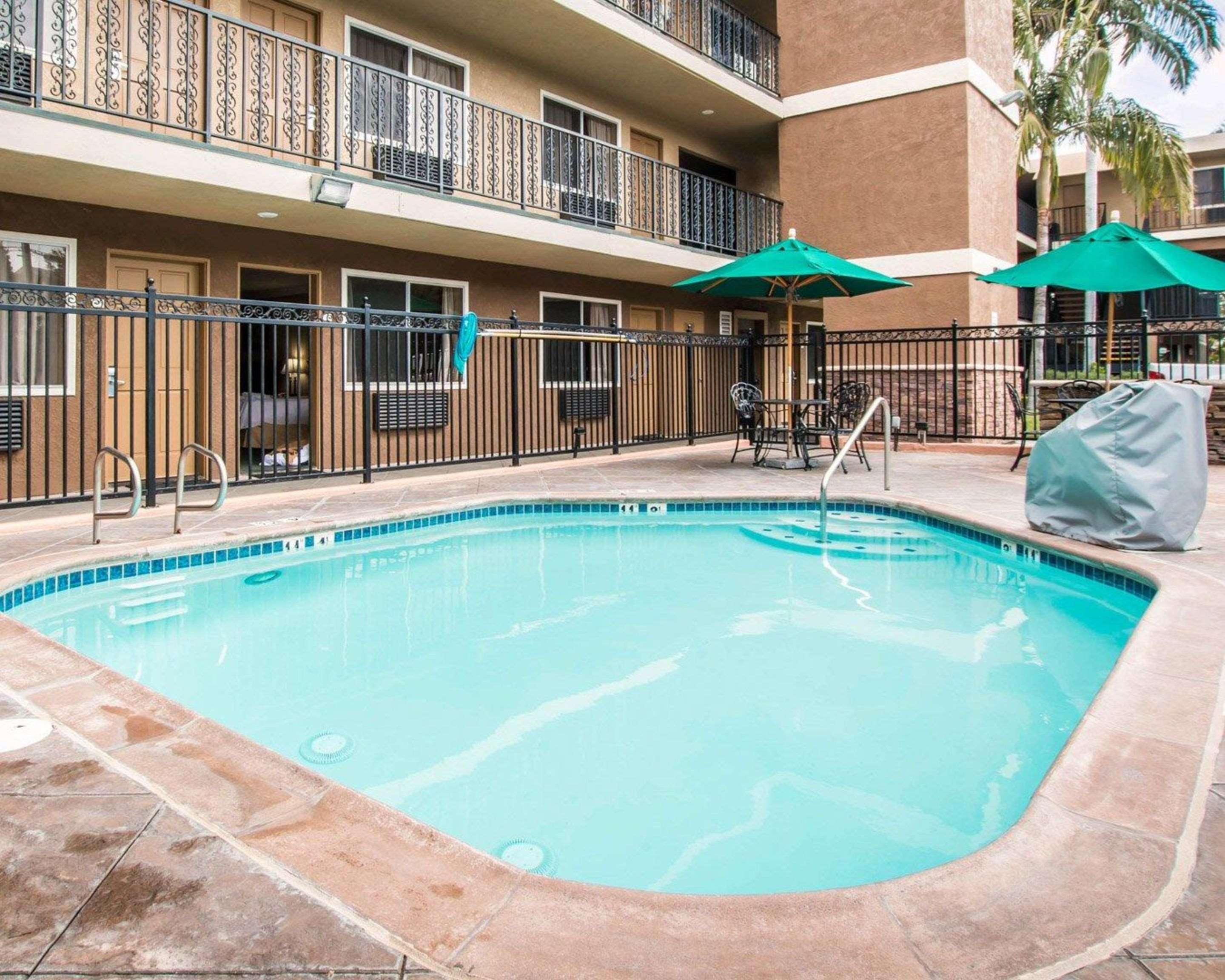 Quality & Maingate Hotel Anaheim